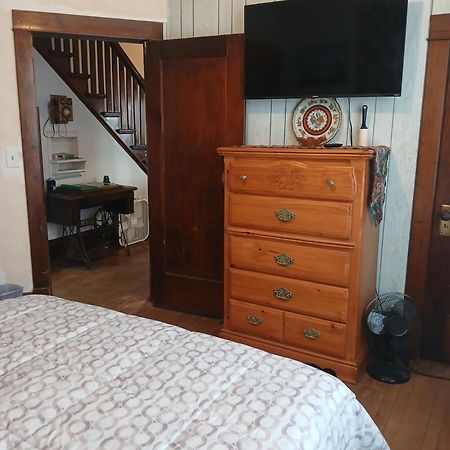 Hemlock House Villa Айрънууд Екстериор снимка